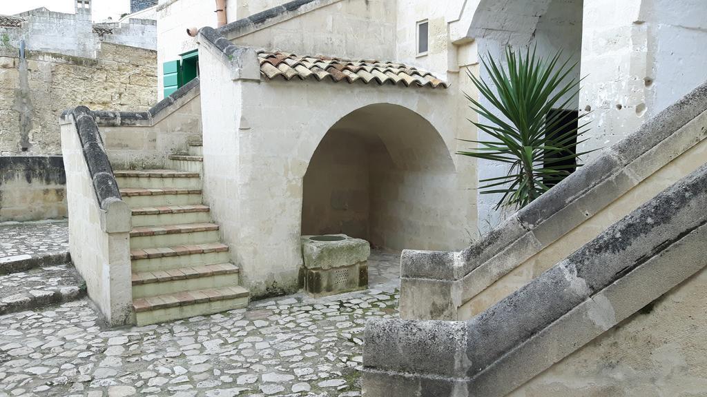 Casa Vacanza "Nel Cuore Dei Sassi" Apartments มาเตรา ภายนอก รูปภาพ